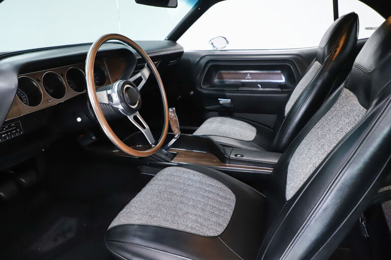 1970 Dodge Challenger R/T Restomod